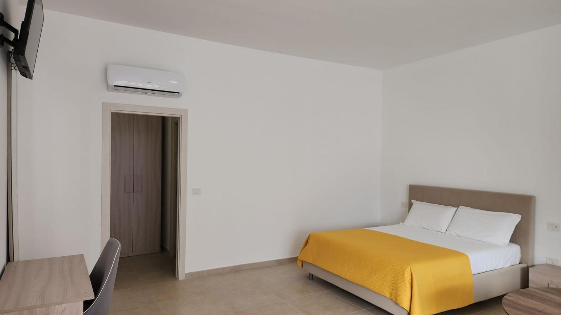 Porta 29 Apartments Trani Esterno foto